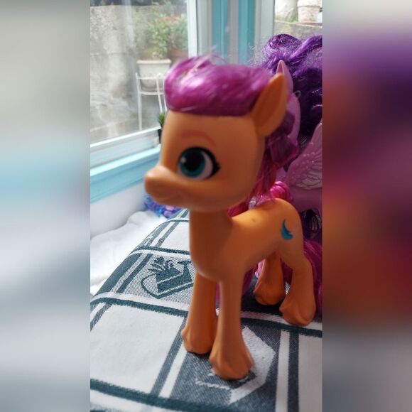 Lot Of 3 My Little Pony Toys Hasbro 2021 - Picture 2 of 7